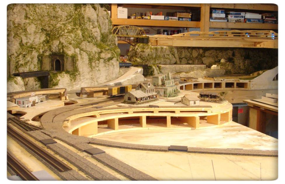 How to Make Model Railway Buildings Look Like They're Made of Different Materials?